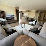 Elegant 3br Izmit Apartments- Mountain View Apartman *