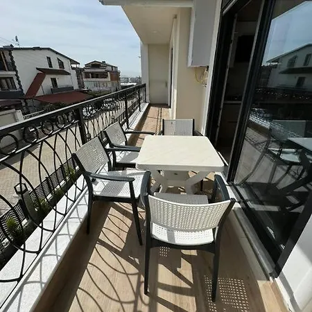 Luxurious 2br And 3br Izmit Apartments- Mountain View