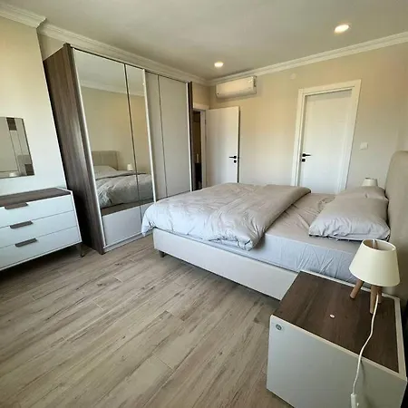 Luxurious 2br And 3br Izmit Apartments- Mountain View شقة كوجايِلِ