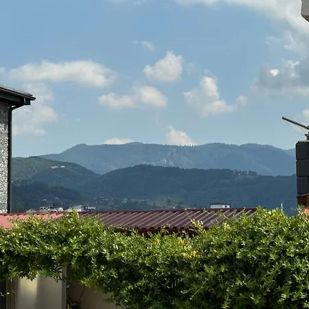 Apartman Elegant 3br Izmit Apartments- Mountain View