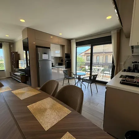 Appartamento Elegant 3br Izmit Apartments- Mountain View