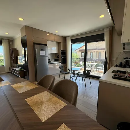 شقة Luxurious 2br And 3br Izmit Apartments- Mountain View