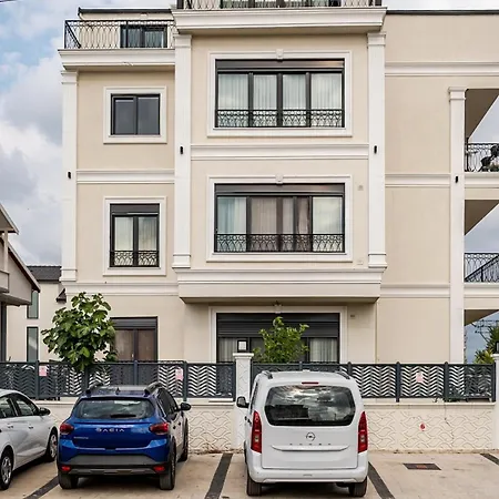 Elegant 3br Izmit Apartments- Mountain View *