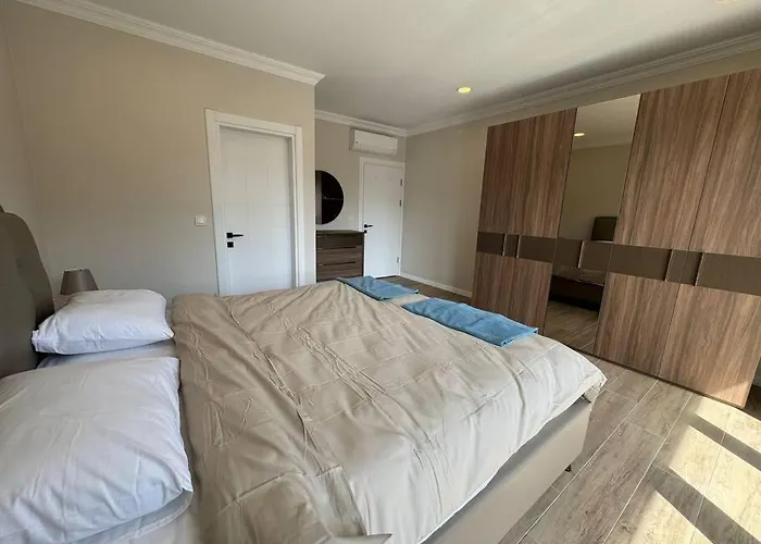 Luxurious 3br Izmit Apartments- Mountain View