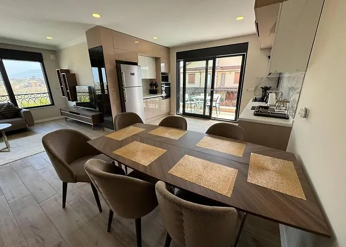 Apartment Luxurious 3br Izmit Apartments- Mountain View *