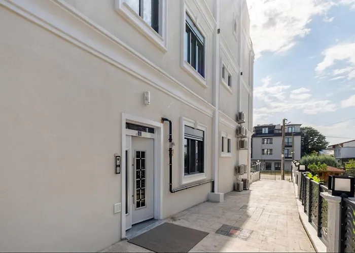 Luxurious 3br Izmit Apartments- Mountain View 科喀艾里