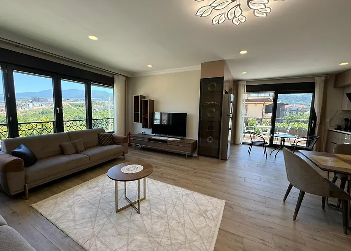 Apartment Luxurious 3br Izmit Apartments- Mountain View